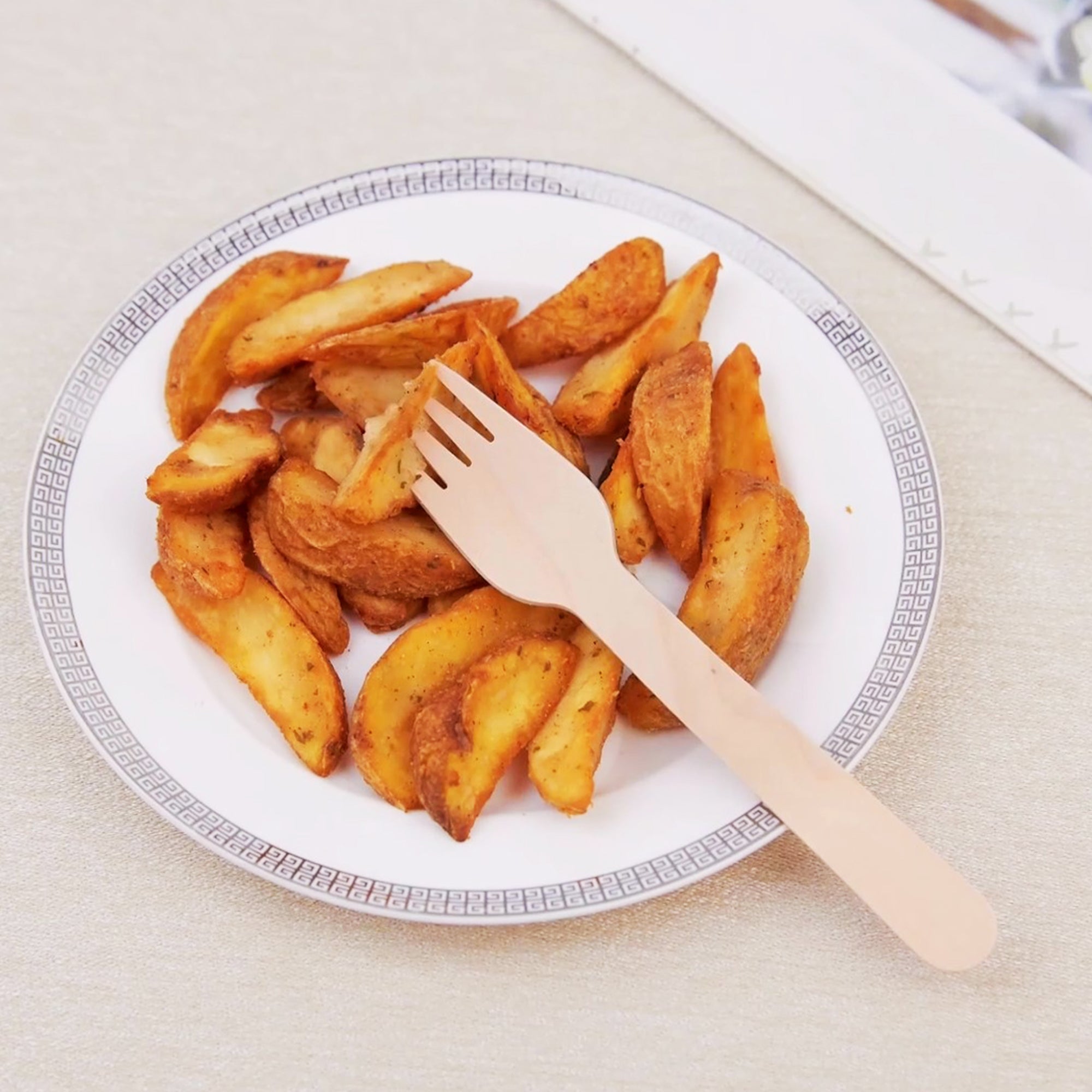 EXZACT Wooden Forks 150pcs - Disposable Party Forks x 150, Camping, Travel and BBQ