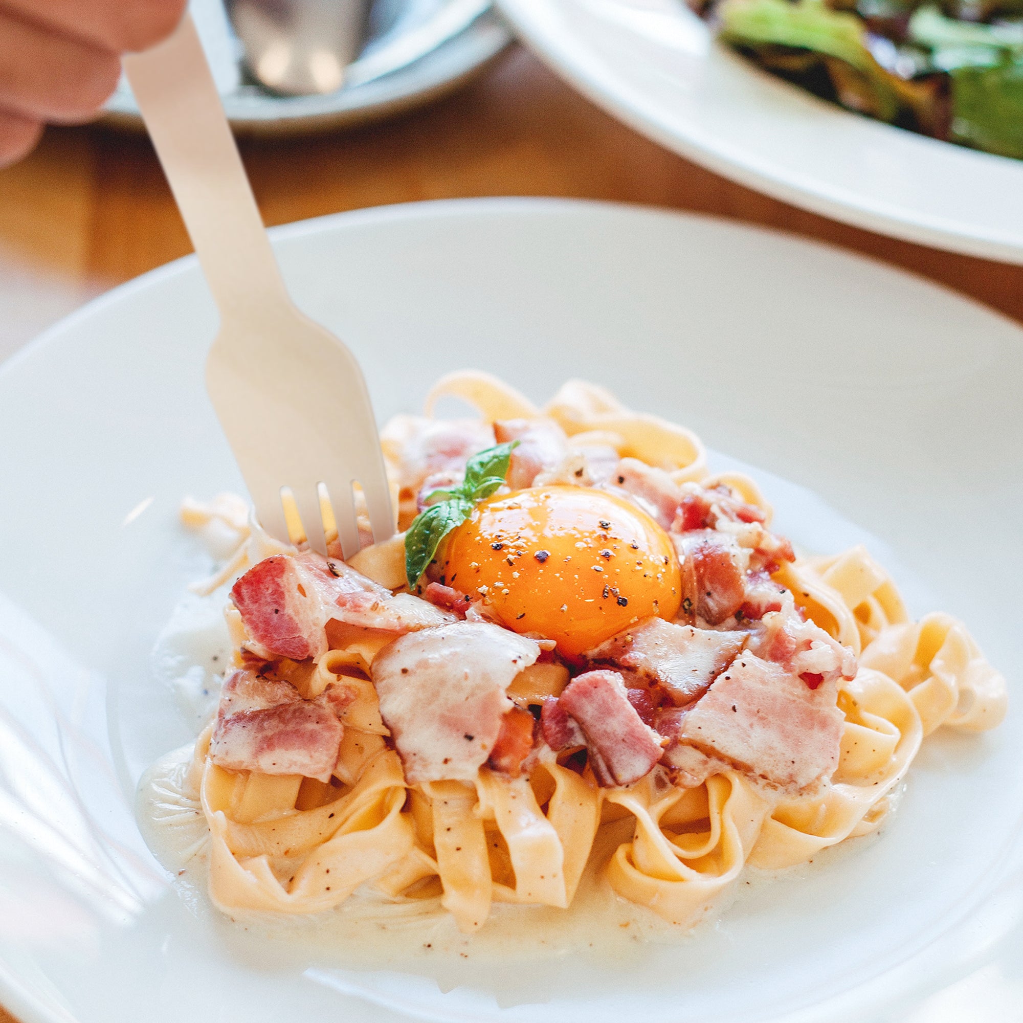 EXZACT Wooden Forks 150pcs - Disposable Party Forks x 150, Camping, Travel and BBQ