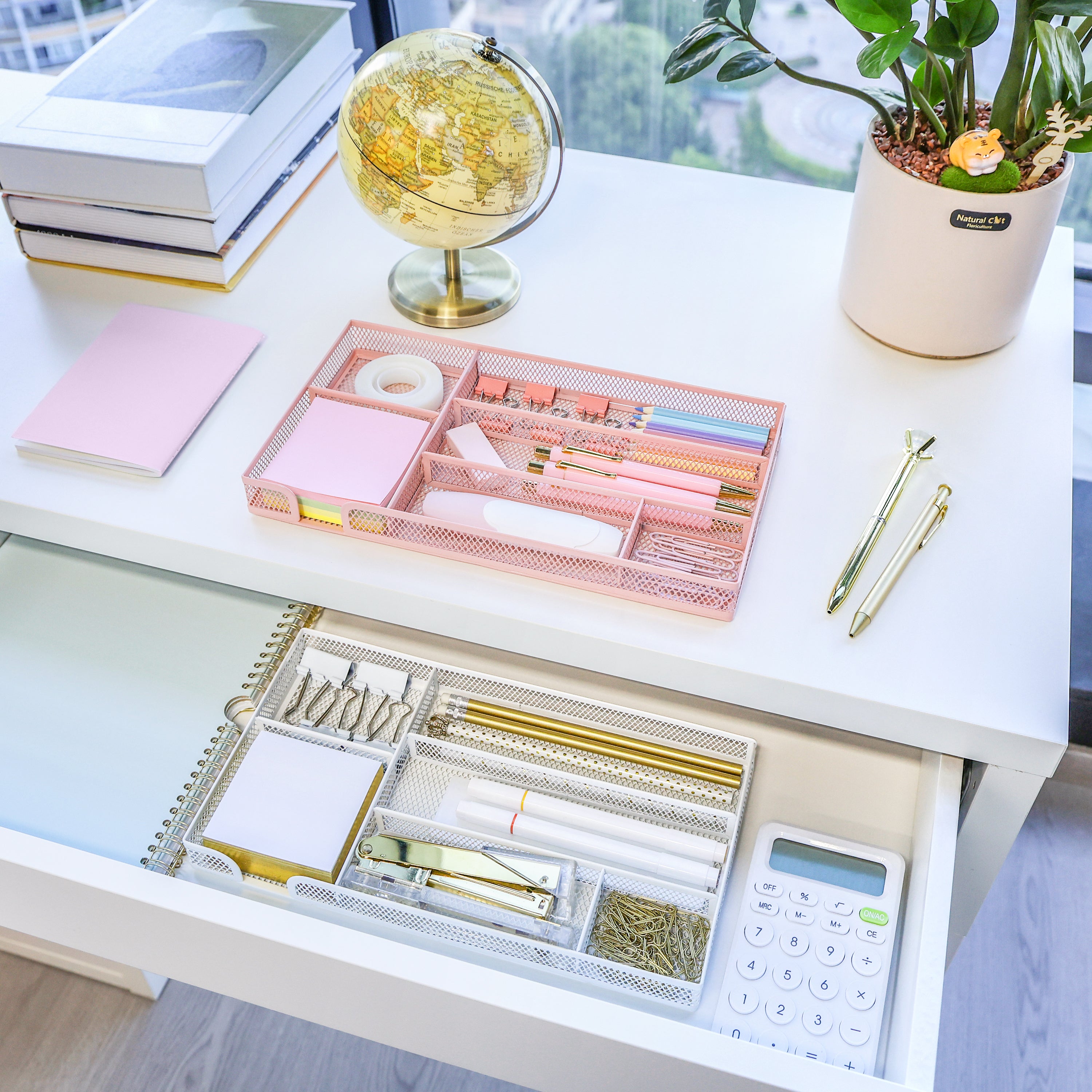 EXERZ Mesh Organiser Tray – Metal Desk Drawer Insert with 9 Compartments (Light Pink)