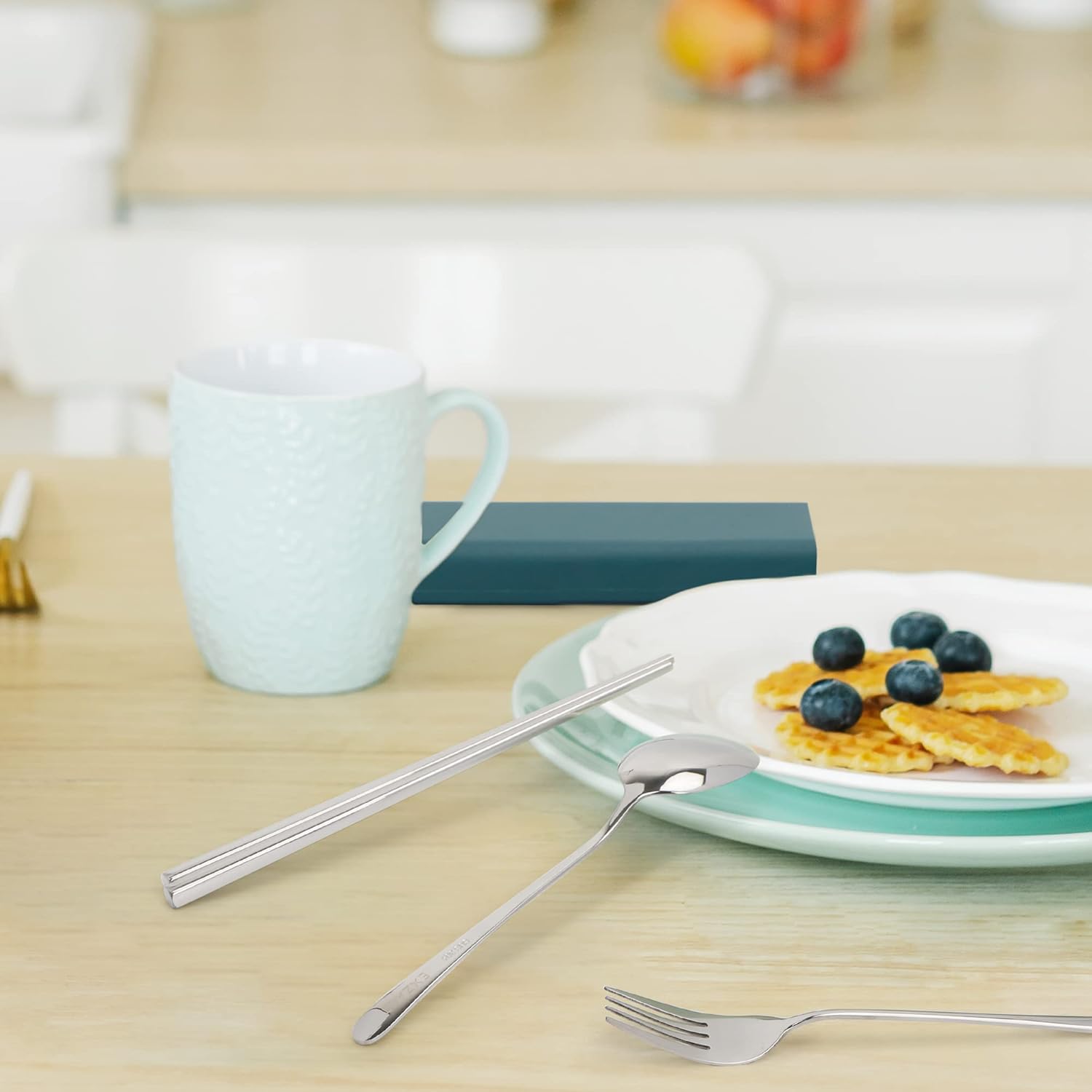 Exzact Cutlery Set with Case - 18/10 Stainless Steel Chopsticks, Spoon & Fork for Travel/Camping