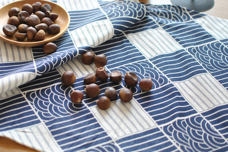 CosyAurora Placemats 30 x 40 cm Navy Blue Ocean Waves for Dining Table, Set of 4