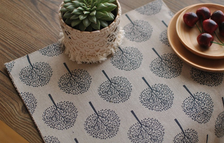 CosyAurora Mulberry Trees Linen Placemats, Set of 4, 30 x 40 cm