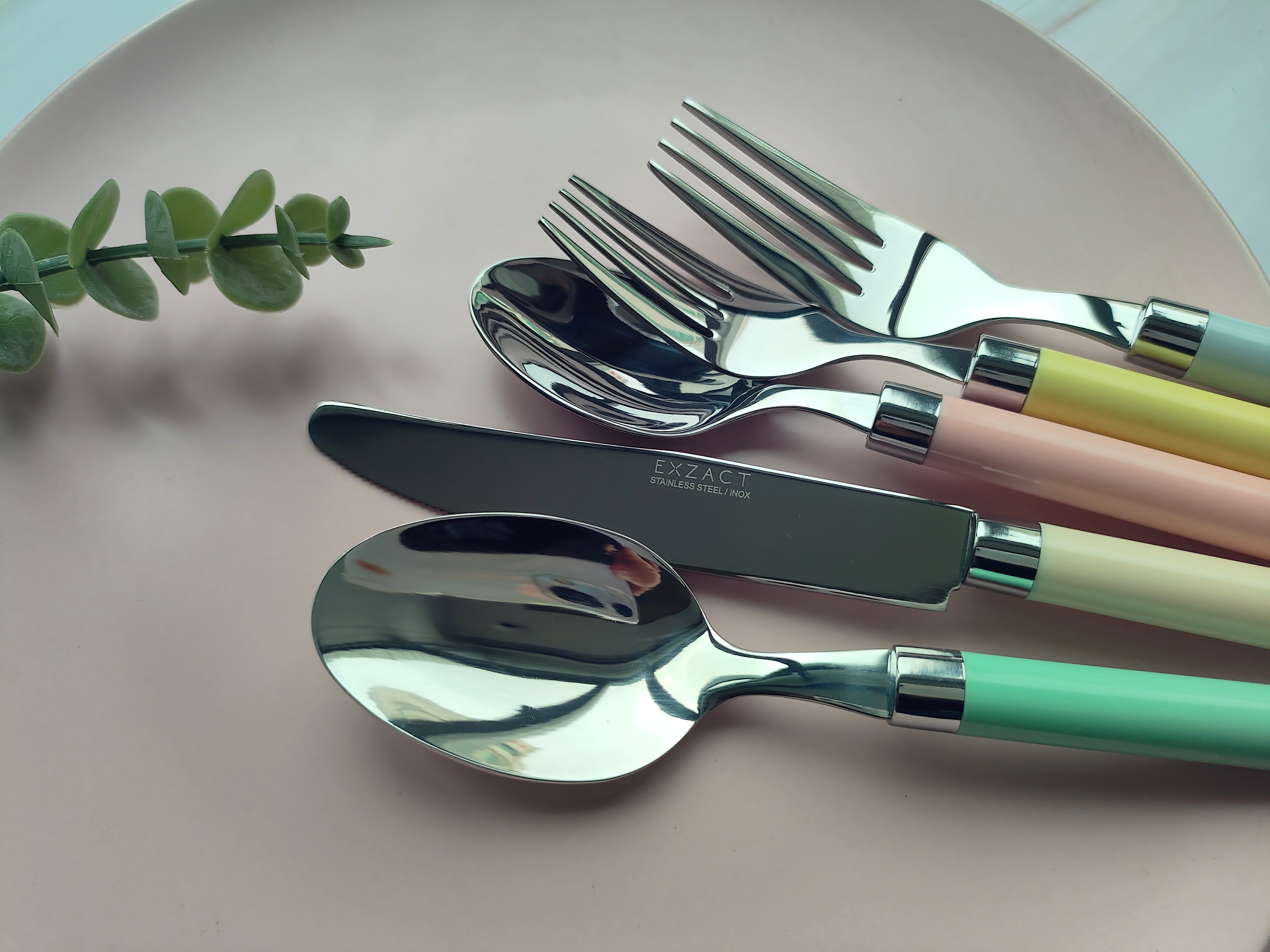 Exzact Cutlery Set 20pcs Stainless Steel - Mixed Coloured Handles