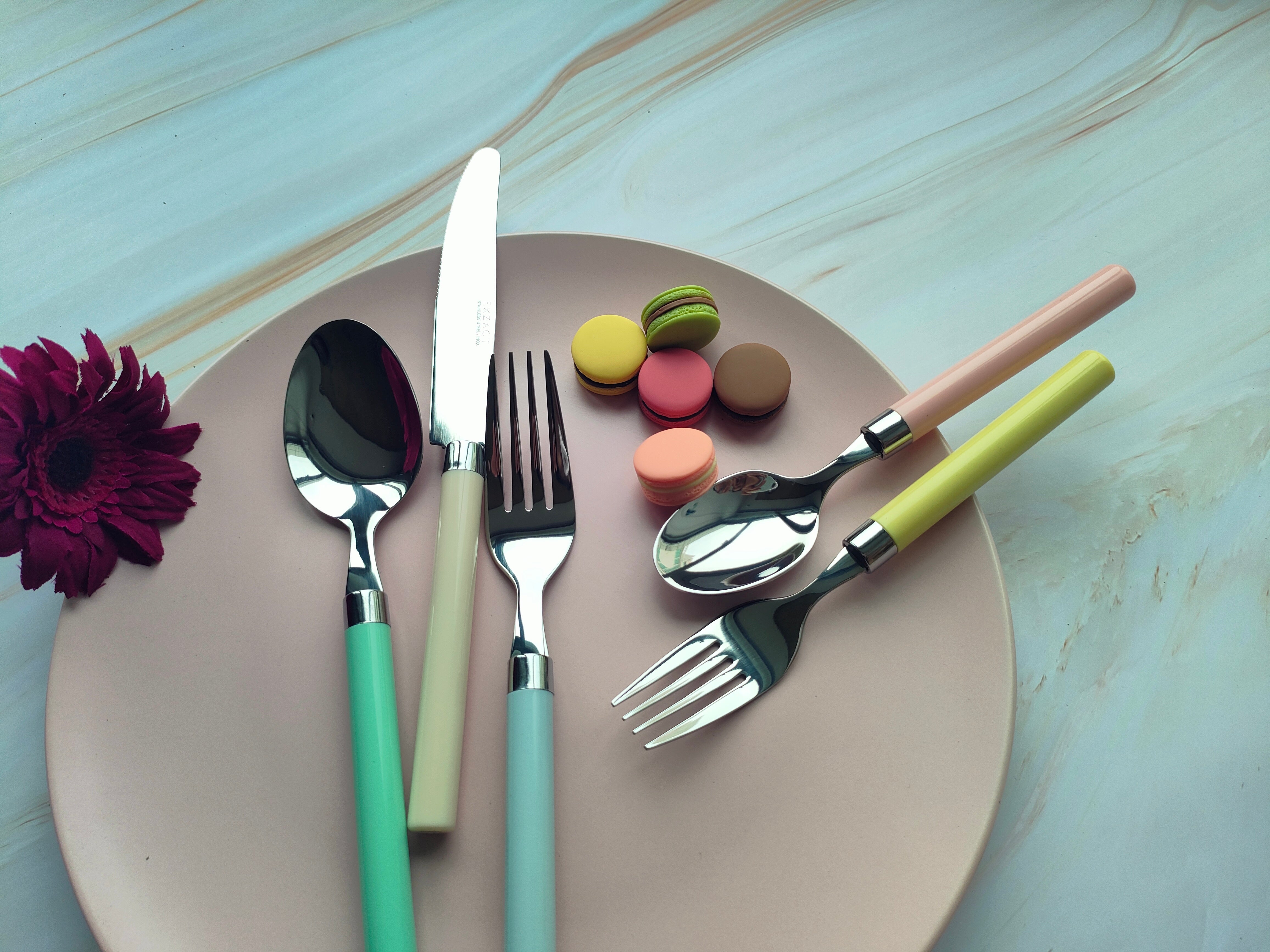 Exzact Cutlery Set 20pcs Stainless Steel - Mixed Coloured Handles